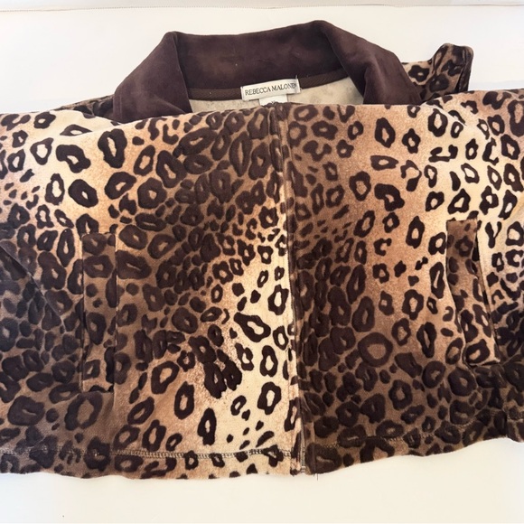 Rebecca Malone Velour Collared Zippered Vest Ladies Size XL Brown Animal Print - Picture 8 of 16